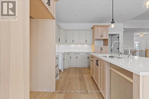 74 Pugh Street, Perth East (Milverton), ON - Indoor Photo Showing Kitchen With Double Sink With Upgraded Kitchen