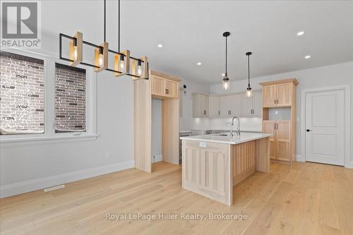 74 Pugh Street, Perth East (Milverton), ON - Indoor Photo Showing Kitchen