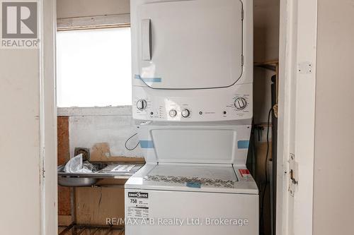 196-198 Queen Street E, St. Marys, ON - Indoor Photo Showing Laundry Room