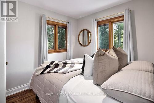 128 Teskey Drive, Blue Mountains (Blue Mountain Resort Area), ON - Indoor Photo Showing Bedroom