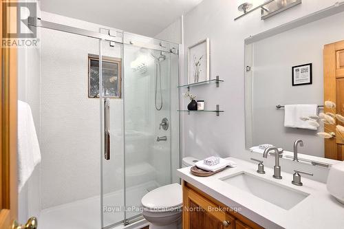 128 Teskey Drive, Blue Mountains (Blue Mountain Resort Area), ON - Indoor Photo Showing Bathroom