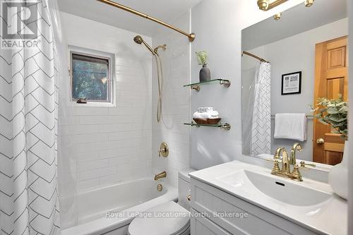 128 Teskey Drive, Blue Mountains (Blue Mountain Resort Area), ON - Indoor Photo Showing Bathroom