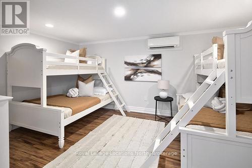 128 Teskey Drive, Blue Mountains (Blue Mountain Resort Area), ON - Indoor Photo Showing Bedroom