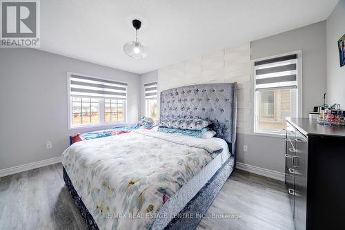 553 Rossland Road E, Ajax, ON - Indoor Photo Showing Bedroom