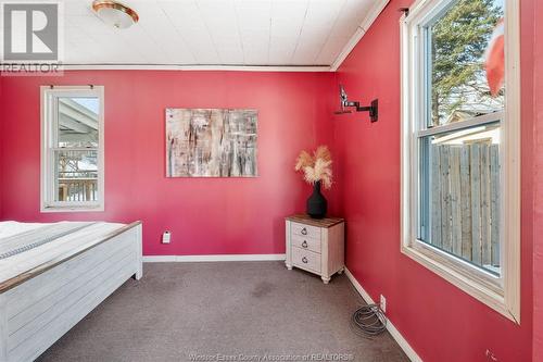 24 Elizabeth, Blenheim, ON - Indoor Photo Showing Bedroom