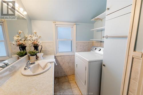 24 Elizabeth, Blenheim, ON - Indoor Photo Showing Laundry Room