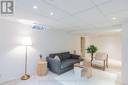 1317 Prestone Drive, Ottawa, ON - Indoor Photo Showing Living Room