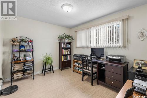 229 Churchill Drive, Saskatoon, SK - Indoor Photo Showing Office