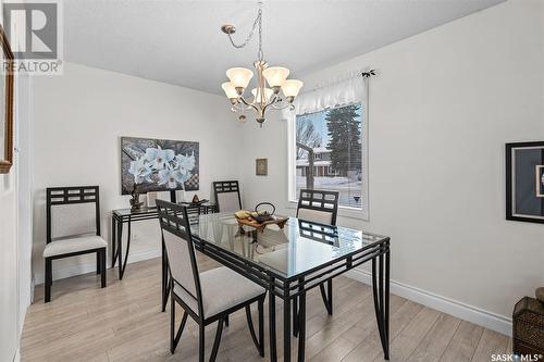 229 Churchill Drive, Saskatoon, SK - Indoor Photo Showing Dining Room