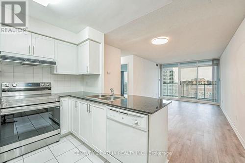 2102 - 5500 Yonge Street, Toronto, ON - Indoor Photo Showing Kitchen With Double Sink