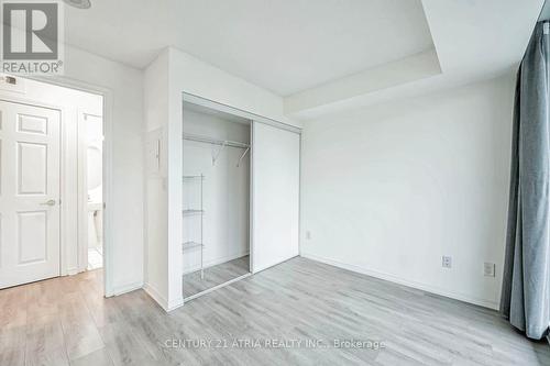 2102 - 5500 Yonge Street, Toronto, ON - Indoor Photo Showing Other Room