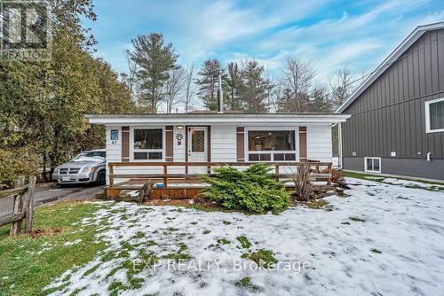 67 Maple Avenue, Georgina, ON - Outdoor