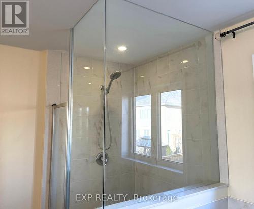 Main - 6 Deepwood Crescent, East Gwillimbury, ON - Indoor Photo Showing Bathroom