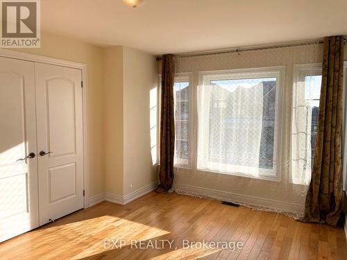 Main - 6 Deepwood Crescent, East Gwillimbury, ON - Indoor Photo Showing Other Room