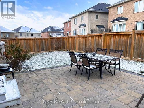 Main - 6 Deepwood Crescent, East Gwillimbury, ON - Outdoor