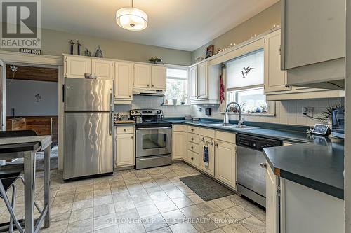 793 Lorne Avenue, London, ON - Indoor Photo Showing Kitchen With Stainless Steel Kitchen With Double Sink