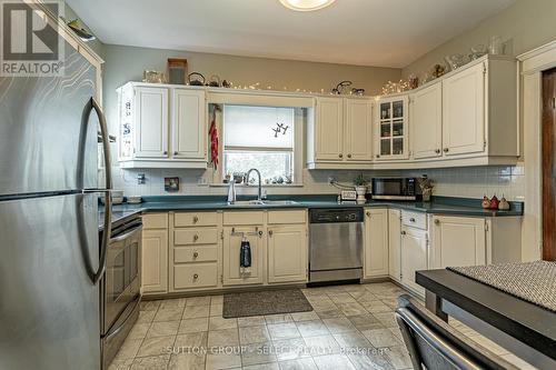 793 Lorne Avenue, London, ON - Indoor Photo Showing Kitchen With Stainless Steel Kitchen With Double Sink