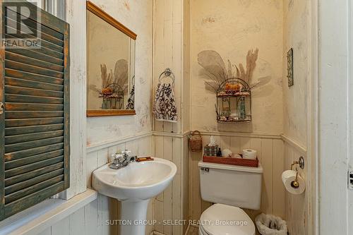 793 Lorne Avenue, London, ON - Indoor Photo Showing Bathroom