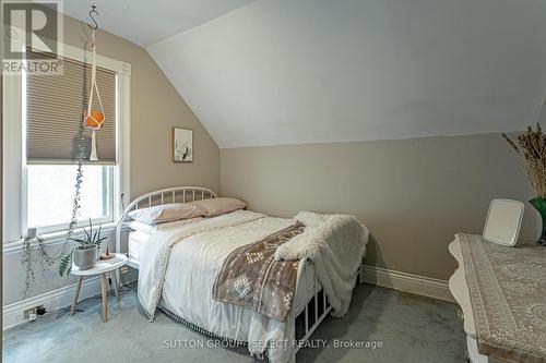 793 Lorne Avenue, London, ON - Indoor Photo Showing Bedroom