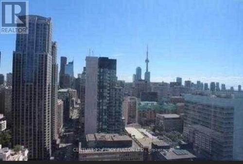 3909 - 832 Bay Street, Toronto, ON - Outdoor With View