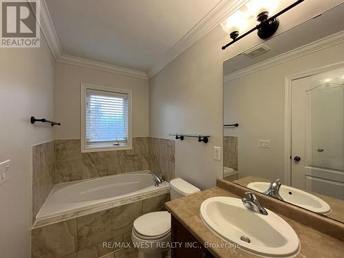 45 - 3038 Haines Road, Mississauga, ON - Indoor Photo Showing Bathroom