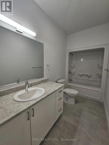 17 Beasley Crescent, Prince Edward County, ON - Indoor Photo Showing Bathroom