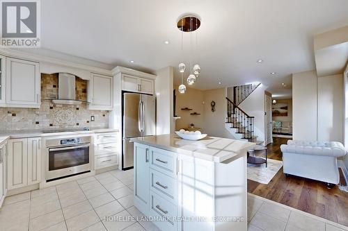 37 Del Francesco Way, Vaughan, ON - Indoor Photo Showing Kitchen