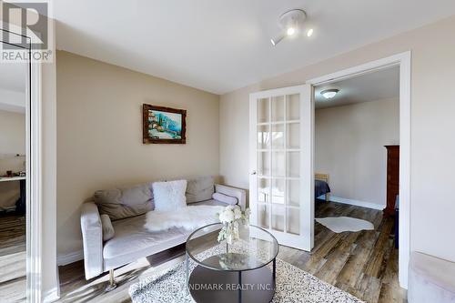 37 Del Francesco Way, Vaughan, ON - Indoor Photo Showing Living Room