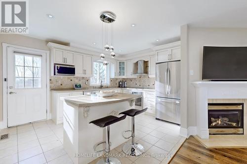 37 Del Francesco Way, Vaughan, ON - Indoor Photo Showing Kitchen