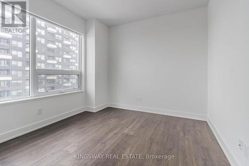 802 - 2481 Taunton Road, Oakville, ON - Indoor Photo Showing Other Room