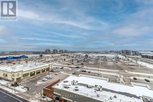 802 - 2481 Taunton Road, Oakville, ON - Outdoor With View