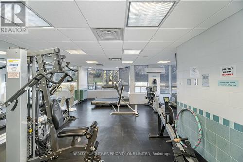 705 - 7250 Yonge Street, Vaughan, ON - Indoor Photo Showing Gym Room