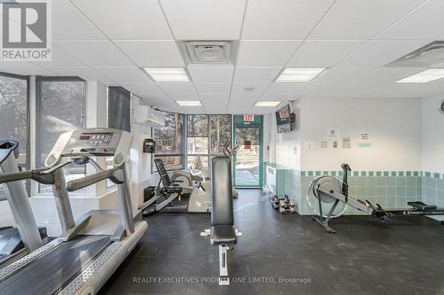 705 - 7250 Yonge Street, Vaughan, ON - Indoor Photo Showing Gym Room