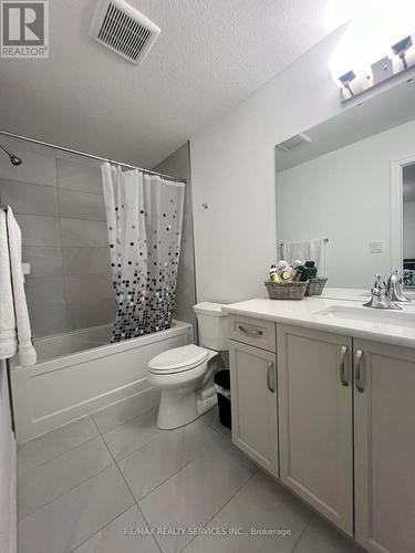 101 Basil Crescent, Middlesex Centre, ON - Indoor Photo Showing Bathroom