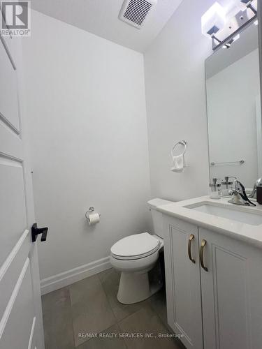 101 Basil Crescent, Middlesex Centre, ON - Indoor Photo Showing Bathroom