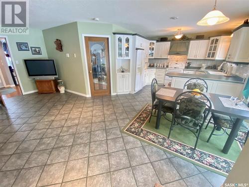 111 Gordon Avenue W, Yorkton, SK - Indoor Photo Showing Laundry Room