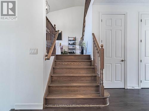 45 Kennedy Boulevard, New Tecumseth, ON - Indoor Photo Showing Other Room