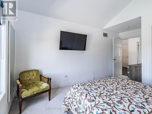 45 Kennedy Boulevard, New Tecumseth, ON - Indoor Photo Showing Bedroom