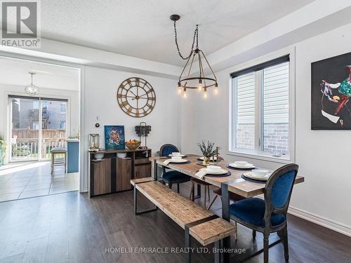 45 Kennedy Boulevard, New Tecumseth, ON - Indoor Photo Showing Dining Room