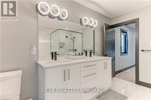 86 Optimist Drive, Southwold (Talbotville), ON - Indoor Photo Showing Bathroom