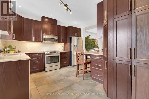 271 Stedman Street, Ottawa, ON - Indoor Photo Showing Kitchen