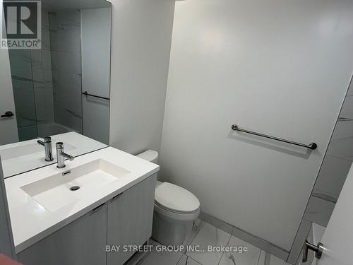 3905 - 138 Downes Street, Toronto, ON - Indoor Photo Showing Bathroom