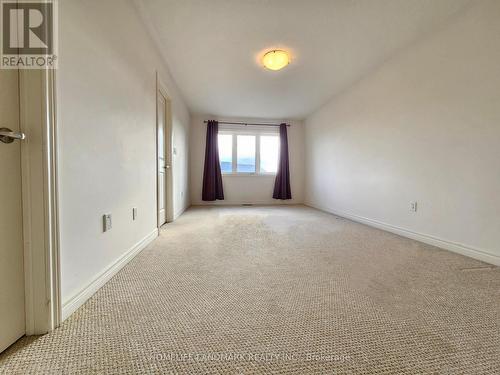 92 Fortis Crescent, Bradford West Gwillimbury, ON - Indoor Photo Showing Other Room