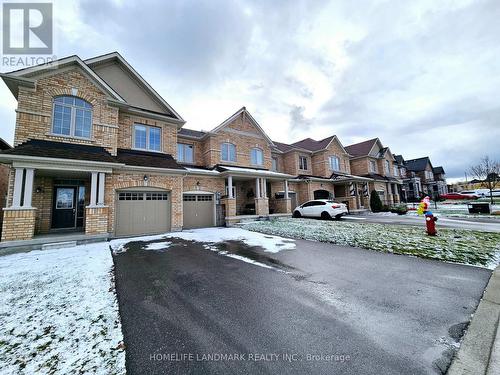 92 Fortis Crescent, Bradford West Gwillimbury, ON - Outdoor With Facade