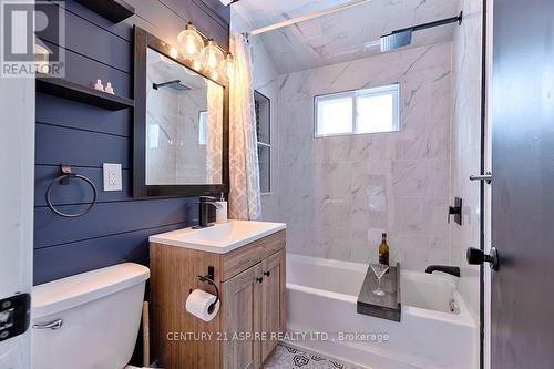 43 Glendale Avenue S, Deep River, ON - Indoor Photo Showing Bathroom