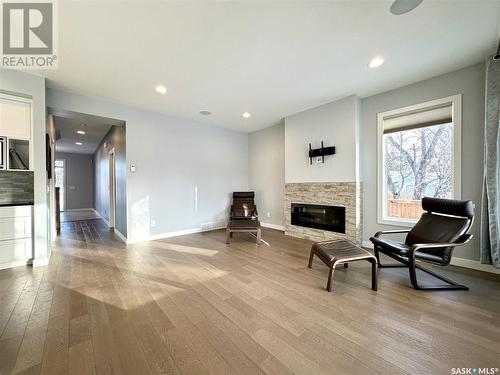 514 Isabella Street E, Saskatoon, SK - Indoor Photo Showing Living Room With Fireplace