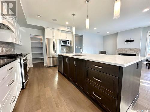 514 Isabella Street E, Saskatoon, SK - Indoor Photo Showing Kitchen With Upgraded Kitchen