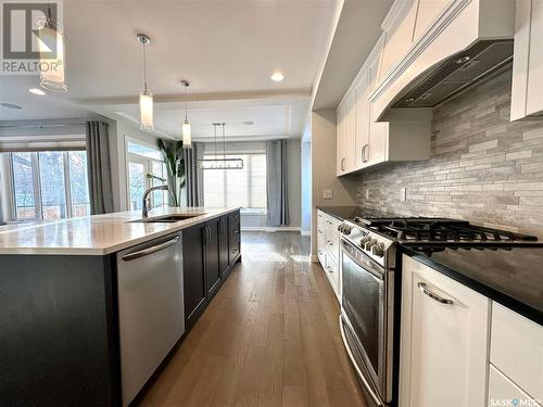 514 Isabella Street E, Saskatoon, SK - Indoor Photo Showing Kitchen With Upgraded Kitchen