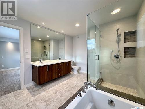 514 Isabella Street E, Saskatoon, SK - Indoor Photo Showing Bathroom