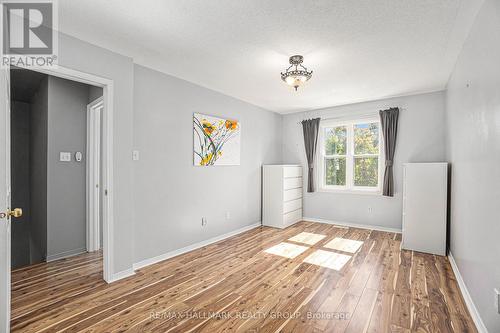 1019 Candlewood Street, Ottawa, ON - Indoor Photo Showing Other Room